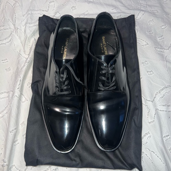 Saint Laurent - Picture 1 of 2